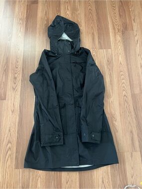 Patagonia Black Hooded Rain Coat